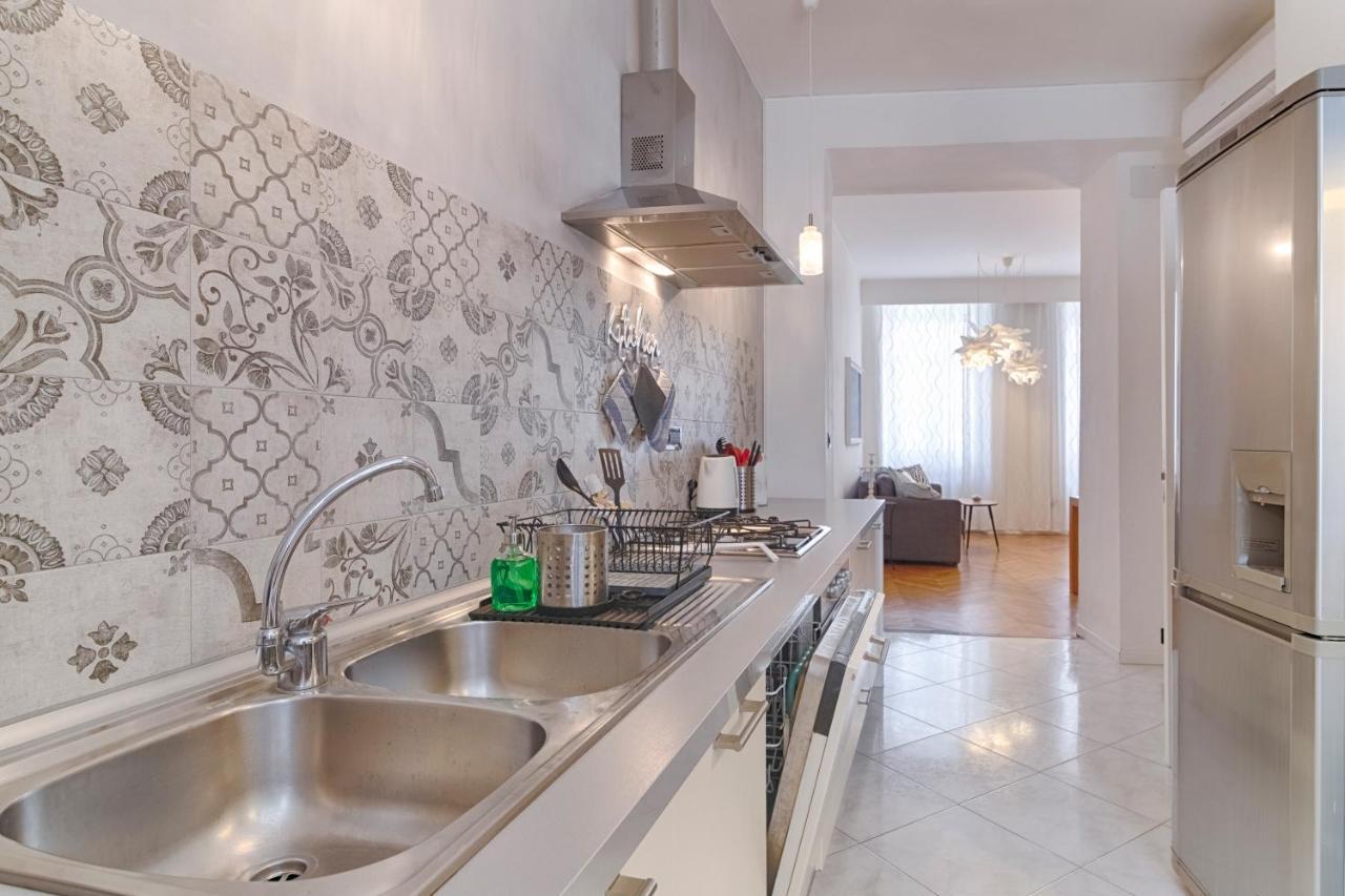 Mihaela Apartment - Charme Near The Station Τεργέστη Εξωτερικό φωτογραφία